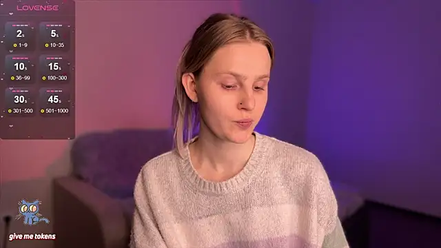 Snapshot of Chanel_Gill chatting on February 2025 05:50:01 PM Chanel Gill online show from February 2025 05:50:01 PM