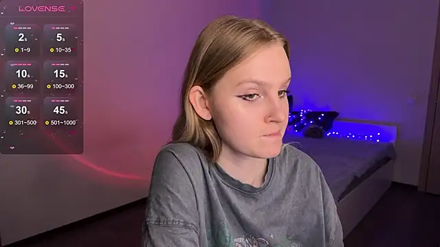 Snapshot of Chanel_Gill chatting on March 2025 12:27:01 AM Chanel Gill online show from March 2025 12:27:01 AM