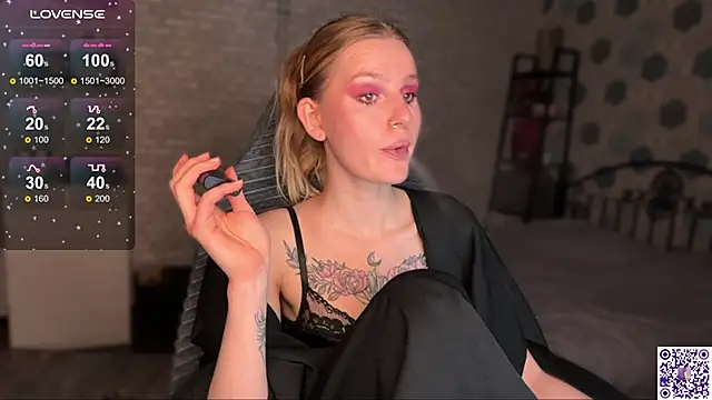 Snapshot of Chanel_Gill chatting on October 2025 06:31:01 PM Chanel Gill online show from October 2025 06:31:01 PM