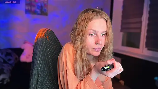 Snapshot of Chanel_Gill chatting on November 2025 03:58:01 PM Chanel Gill online show from November 2025 03:58:01 PM