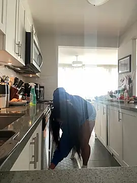 MeghanXO online show from January 2025 03:04:02 PM