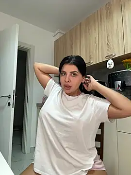 Snapshot of Scarlett-Dream chatting on July 2026 06:09:01 AM Scarlett-Dream online show from July 2026 06:09:01 AM
