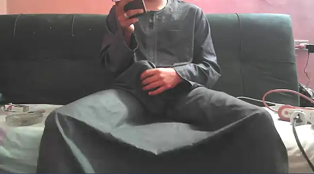 foxsanSs online show from February 2025 05:34:02 AM