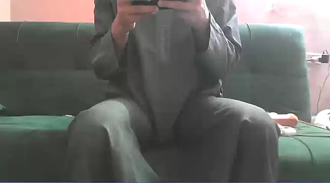 foxsanSs online show from March 2025 02:52:01 AM