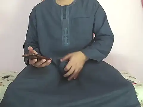 Snapshot of foxsanSs chatting on April 2026 08:11:01 AM foxsanSs online show from April 2026 08:11:01 AM