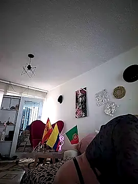 Snapshot of Myrnasexxx chatting on September 2025 02:27:01 PM Myrnasexxx online show from September 2025 02:27:01 PM