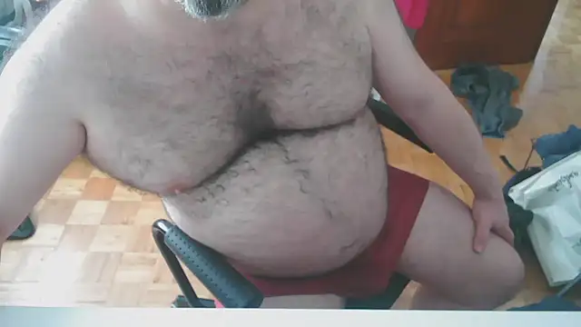 Snapshot of mikeyhotbear chatting on February 2025 11:55:01 AM mikeyhotbear online show from February 2025 11:55:01 AM