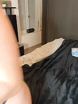 Snapshot of FoxyFrenchy chatting on January 2025 11:40:02 PM FoxyFrenchy online show from January 2025 11:40:02 PM