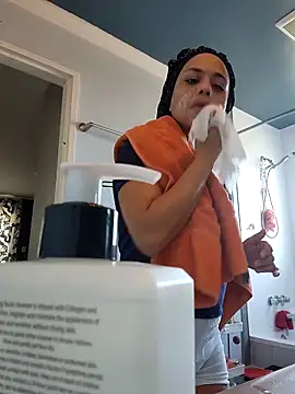 Snapshot of RuggyRackz chatting on October 2025 04:20:02 PM RuggyRackz online show from October 2025 04:20:02 PM