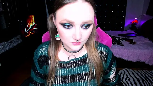 Snapshot of YourDyingBride chatting on December 2024 10:32:02 PM YourDyingBride online show from December 2024 10:32:02 PM