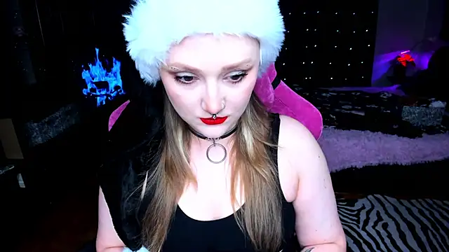 Snapshot of YourDyingBride chatting on December 2024 11:31:02 PM YourDyingBride online show from December 2024 11:31:02 PM
