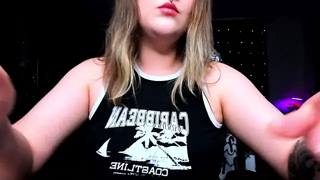 Snapshot of YourDyingBride chatting on January 2025 07:41:01 AM YourDyingBride online show from January 2025 07:41:01 AM