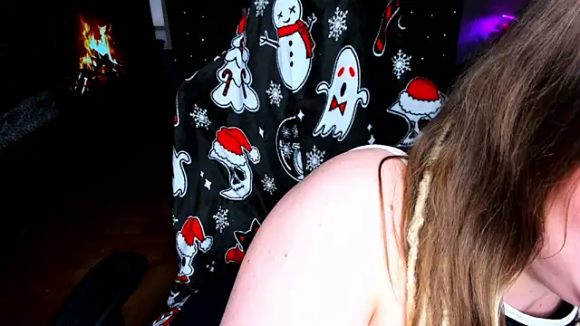 Snapshot of YourDyingBride chatting on January 2025 10:44:01 AM YourDyingBride online show from January 2025 10:44:01 AM