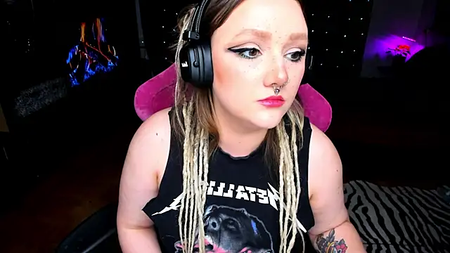Snapshot of YourDyingBride chatting on January 2025 05:52:02 AM YourDyingBride online show from January 2025 05:52:02 AM