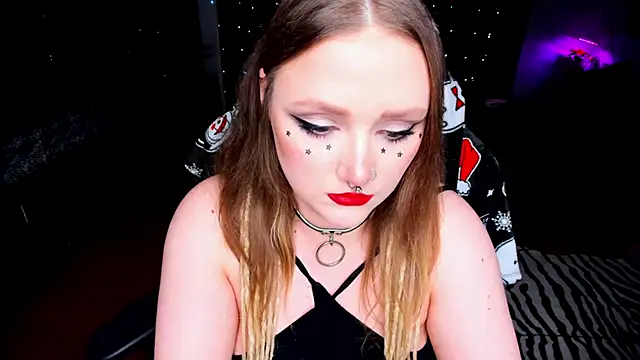 Snapshot of YourDyingBride chatting on February 2025 07:13:01 AM YourDyingBride online show from February 2025 07:13:01 AM