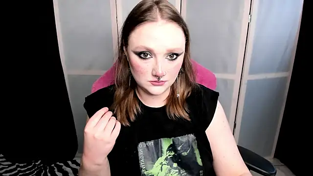 Snapshot of YourDyingBride chatting on October 2025 09:15:01 PM YourDyingBride online show from October 2025 09:15:01 PM