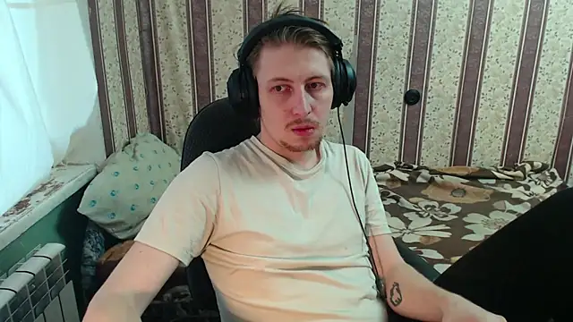 darienlarge online show from October 2025 12:50:02 PM