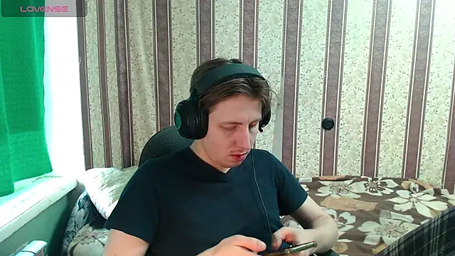 darienlarge online show from November 2025 10:04:02 AM