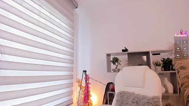 Snapshot of Alexandra_ra chatting on February 2026 07:52:01 PM Alexandra ra online show from February 2026 07:52:01 PM