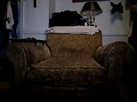 curiouscock38 online show from December 2025 11:08:02 AM