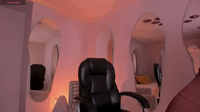 ErikaBenz  online show from January 2026 12:10:01 PM