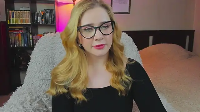 Lav Tender online show from September 2025 07:37:02 PM