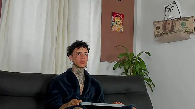 Aron ford online show from October 2025 12:04:02 PM