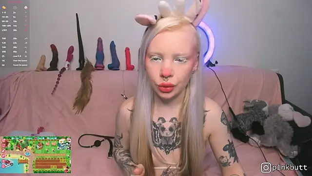 Snapshot of HelenGoat chatting on April 2026 05:21:01 AM HelenGoat online show from April 2026 05:21:01 AM