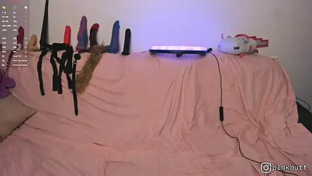 Snapshot of HelenGoat chatting on April 2026 03:42:01 AM HelenGoat online show from April 2026 03:42:01 AM