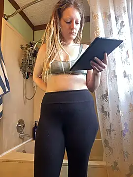 xomikaylaxo online show from November 2025 06:41:02 PM