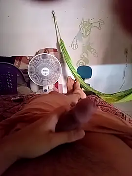 JOHN GOSTOSO online show from October 2025 04:39:01 PM