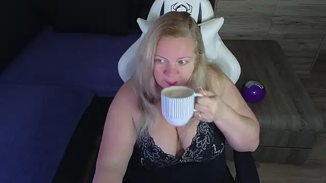 MolligSpielle online show from September 2025 08:25:01 AM