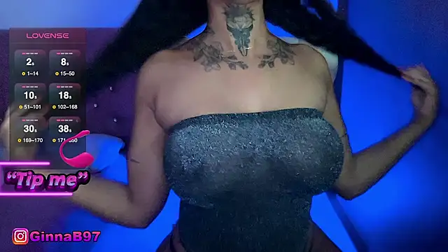 Snapshot of GinnaBolton chatting on September 2025 01:31:02 AM GinnaBolton online show from September 2025 01:31:02 AM