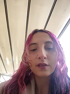  Laary online show from September 2025 08:41:02 PM