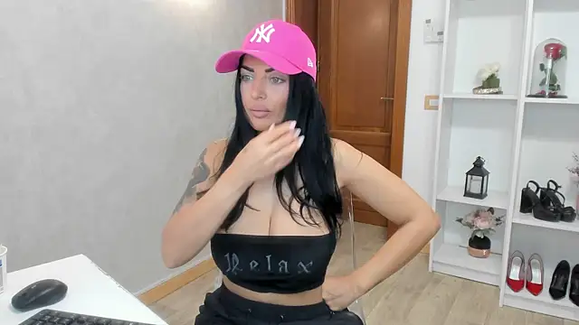 ElisaBaxter online show from September 2025 05:46:01 AM