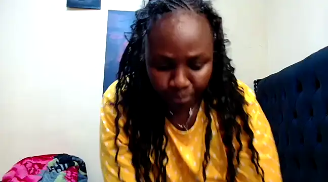 Snapshot of Toomuchbooty33 chatting on February 2025 12:47:02 PM Toomuchbooty33 online show from February 2025 12:47:02 PM