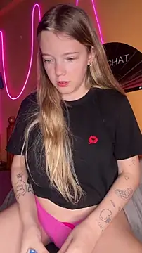 -veranito- online show from February 2026 03:04:01 AM