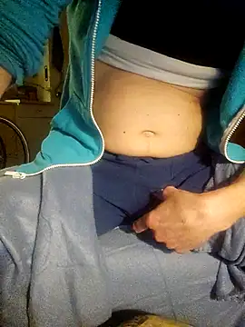 Snapshot of PassiveStute25 chatting on November 2025 06:02:02 AM PassiveStute25 online show from November 2025 06:02:02 AM