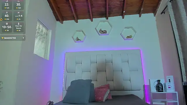 Snapshot of shanakendall chatting on November 2025 02:28:01 PM shanakendall online show from November 2025 02:28:01 PM