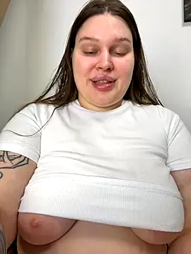 Snapshot of perfect_sweety_girl chatting on September 2025 08:30:02 PM perfect sweety girl online show from September 2025 08:30:02 PM