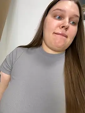 Snapshot of perfect_sweety_girl chatting on September 2025 06:46:02 PM perfect sweety girl online show from September 2025 06:46:02 PM