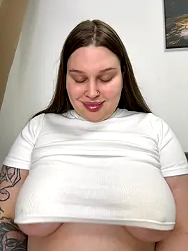 Snapshot of perfect_sweety_girl chatting on September 2025 07:41:02 PM perfect sweety girl online show from September 2025 07:41:02 PM