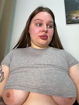 Snapshot of perfect_sweety_girl chatting on October 2025 07:15:01 PM perfect sweety girl online show from October 2025 07:15:01 PM