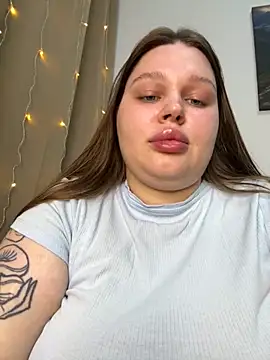 Snapshot of perfect_sweety_girl chatting on November 2025 07:13:02 PM perfect sweety girl online show from November 2025 07:13:02 PM