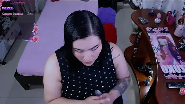 lufek23 online show from December 2024 11:03:01 PM