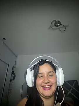 Snapshot of ValleryParker chatting on February 2026 08:18:02 AM ValleryParker online show from February 2026 08:18:02 AM