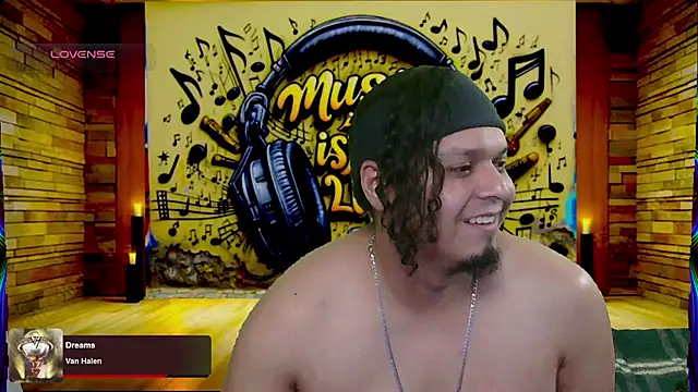 chino roz online show from March 2025 11:25:01 PM