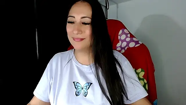 carolinalovee  online show from January 2025 05:11:01 AM