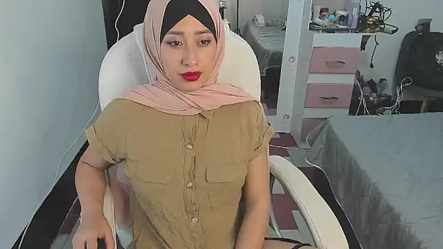 Snapshot of adila_anich chatting on December 2024 12:08:01 AM adila anich online show from December 2024 12:08:01 AM