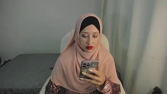 Snapshot of adila_anich chatting on March 2025 12:07:02 AM adila anich online show from March 2025 12:07:02 AM